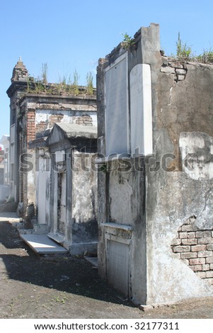 Time Takes It\'s Toll on These Homes of the Dead, Decay of New Orleans Historic Cemeteries