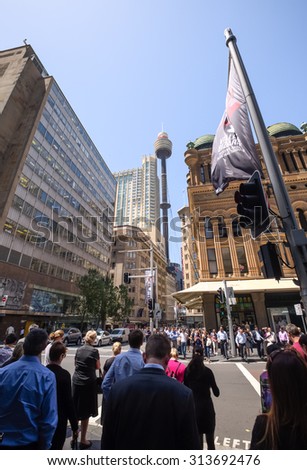 SYDNEY, AUSTRALIA - NOVEMBER 03, 2014. Busy street during rush hour in CBD Sydney