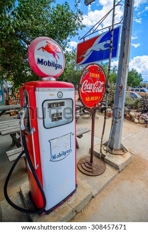 VINTAGE GAS PUMP AND SIGNS-AUGUST 2015; vintage gas pump and signs Route 66