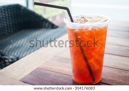 Take away Cocktail Long Island Iced Tea in plasticglass