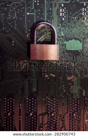 Green Circuits and padlock