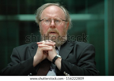 JUNE 29, 2007 - BERLIN: Wolfgang Thierse at a discussion panel about integration policies in the Willy-Brandt-Haus, Berlin.