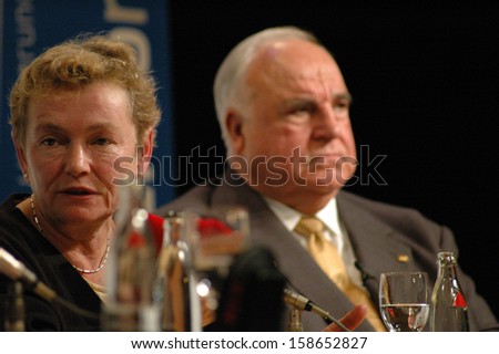 NOVEMBER 9, 2004 - BERLIN: Baerbel Bohley, Former Chancelllor Helmut Kohl during a panel discussion at the 15th anniversary of the Fall of the Berlin Wall in Berlin.