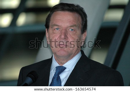OCTOBER 5, 2005 - BERLIN: Chancellor Gerhard Schroeder during a press conference on the coalition talks with the Christian Democrats in the Reichstag in Berlin.