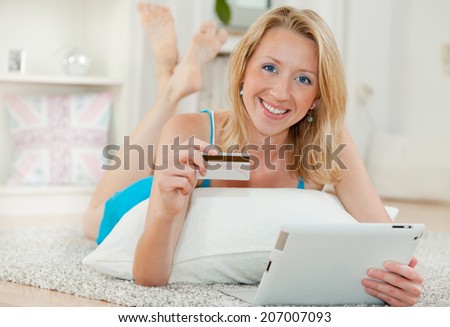 Woman internet Shopping