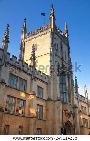 CAMBRIDGE, UK - JANUARY 18, 2015: Pembroke college gate, part of Cambridge university