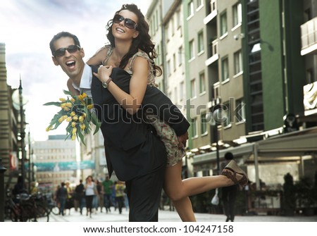 Happy young people wearing sunglasses