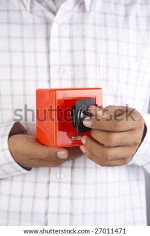 man open coin box but is empty