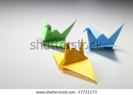 paper folded animal -origami bird