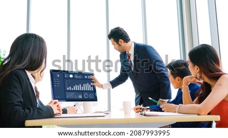 Business data dashboard analysis by ingenious computer software . Investment application display business sales and profit on the computer screen and advise marketing planning decision . Foto stock © 