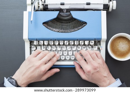 Hands on typing machine