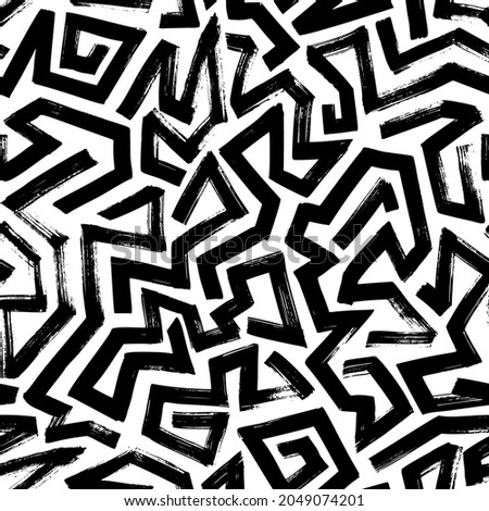 Bold lines irregular maze seamless pattern. Abstract geometric background with black brush strokes. Vector triangular lines with scrapes. Hand drawn grunge black paint background. Irregular labyrinth.