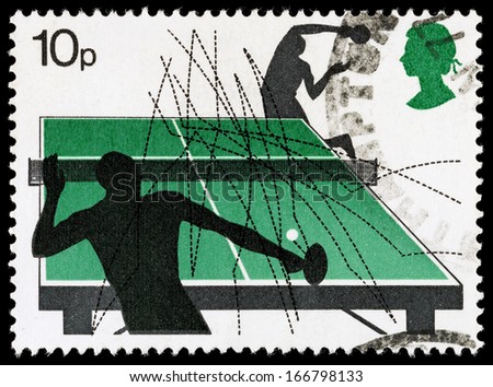 UNITED KINGDOM - CIRCA 1977: A used postage stamp printed in Britain celebrating Racket Sports showing Table Tennis, circa 1977