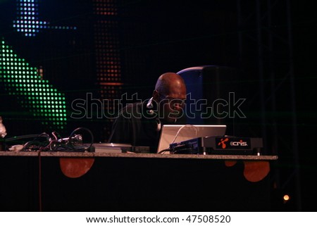 BUCHAREST - AUGUST 22: Maxi Jazz with Faithless DJ Set at Bucharest City Challenge on 22 August 2008, Bucharest, Romania