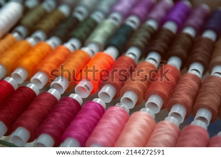 Multi-colored spools of thread close-up Foto stock © 