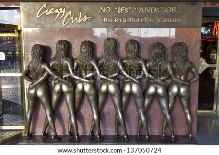 LAS VEGAS, USA - SEPTEMBER 1: statues on September 1, 2007 in Las Vegas: Crazy Girls bronze statues at the Riviera Casino. Publicity gimmick at the entrance of the casino.