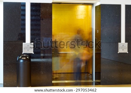 Elevator in the interior of a building.