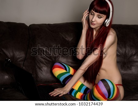 FREE ADULT VIDEO CHAT LINE Big tits in pain