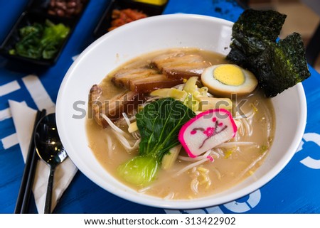 Pig bone soup Hand-Pulled Noodle