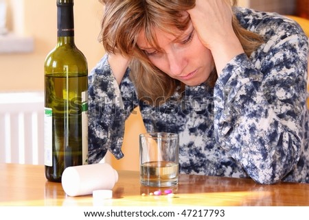woman drinking alcohol due to depression
