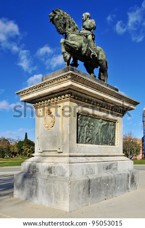 BARCELONA, SPAIN - DECEMBER, 18: Monument to Prim in Parc de la Ciutadella on December 18, 2011 in Barcelona, Spain. The original statue was destroyed in 1936 and the current one is a replica of 1948