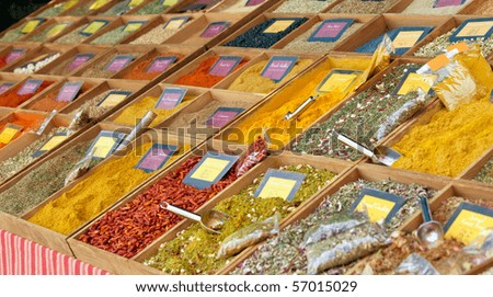multicolored spices selling. horizontal shot. small GRIP