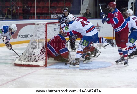 MOSCOW - FEBRUARY 20 : Unidentified players on hockey match \
