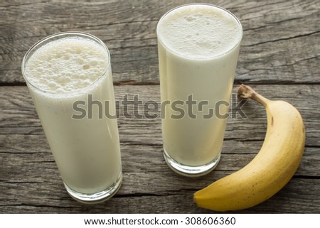 Milk with banana and vanilla ice cream