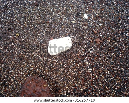 Black Sand White Shell