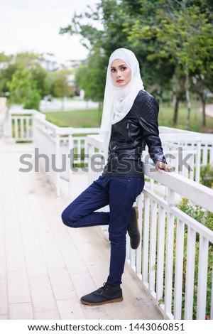 88 Model Jaket Hijabers HD Terbaru