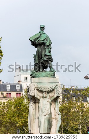 Monument au Marechal Gallieni  directed the pacification of the French Sudan and Madagascar, near Les Invalides by artist Jean Boucher in Paris, France Photo stock © 