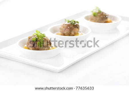 chicken in sweet sauce with fruit