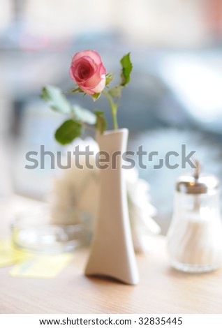 Rose in Cafe