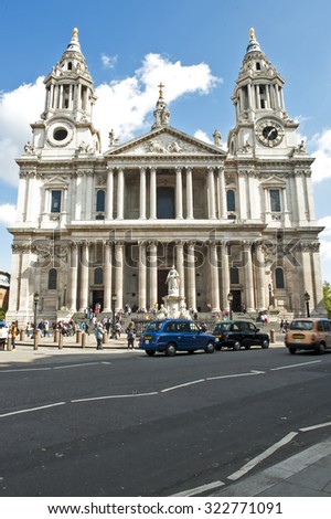 LONDON SEPT 9: St Paul\'s Cathedral, London, taken in the afternoon Sept 9, 2015. St Paul\'s Cathedral is said to be one of the most famous sights in London.