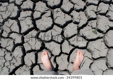 walk drought cracks