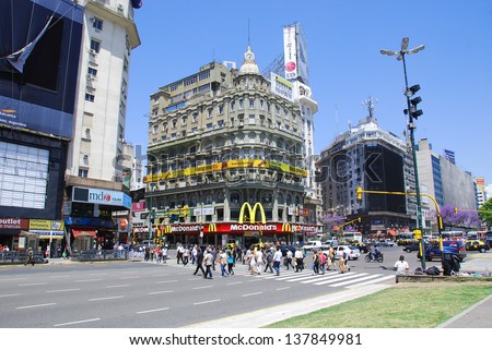 BUENOS AREAS ARGENTINA NOVEMBER 29: Plaza de Avenida 9 de Julio is a wide avenue in the city of Buenos Aires, Argentina. Its name honors Argentina\'s Independence Day, July 9, 1816. On nov. 29 2011
