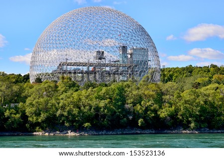 MONTREAL-CANADA SEPT. 08 The Biosphere is a museum in Montreal dedicated to the environment. Located at Parc Jean-Drapeau in the former pavilion of the United States on 08 09 2013 Montreal, Canada