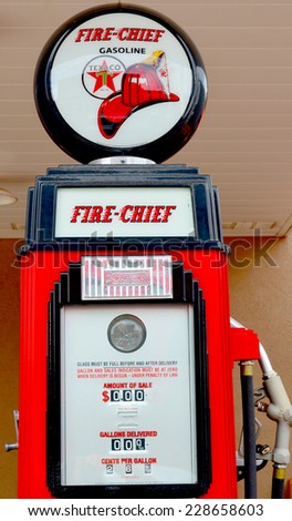 WILLIAMS ARIZONA APRIL 15:Texaco Fire Chief gas pump sign on april 15 2014 in Williams Arizona.Texaco (\