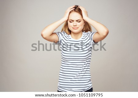 Hold her head down Hold her head down