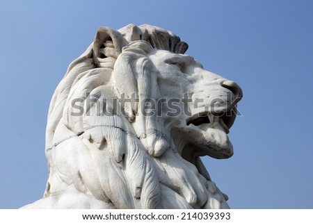 KOLKATA,INDIA - NOVEMBER 27: Antique Lion Statue at Victoria Memorial Gate, Kolkata, India, sculptured by Vincent Esch in Kolkata, West Bengal, India on November 27, 2012.