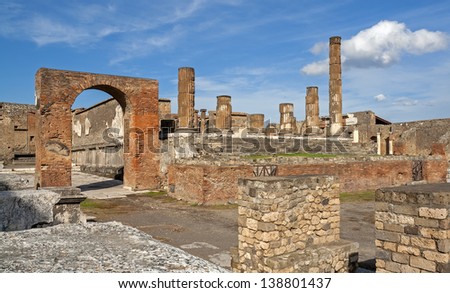 The antique ruins of the city Pompeji near Naples in Italy
