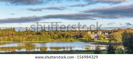photo famous 5 star dromoland castle hotel and golf club in ireland