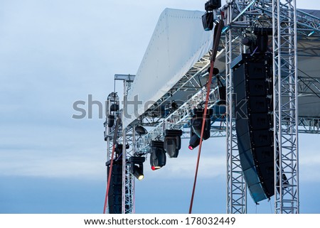 Structures of stage illumination spotlights equipment and speakers