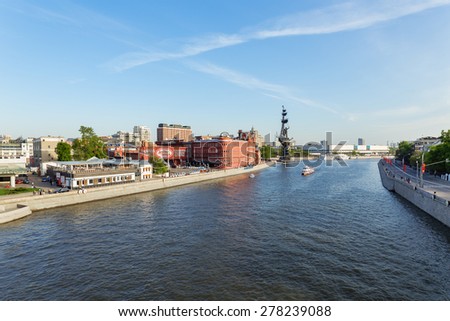 MOSCOW, RUSSIA - May 9, 2015: Panorama view of Moscow from Patriarshiy bridge. Famous landmarks - monument to Russian emperor Peter the Great, the Red October factory, The Central House of Artists.