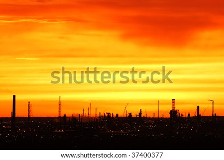 Beautiful rosy clouds and sky at sunrise moment, city edmonton, alberta, canada
