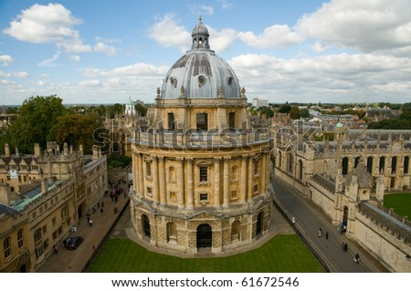 Radcliffe Camera and All Souls College, Oxford University. Oxford, UK