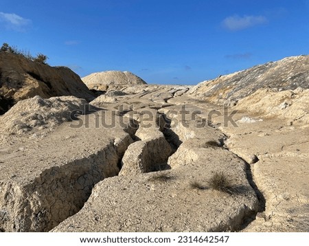 Kurak çatlak topraklar arid cracked soils Stok fotoğraf © 