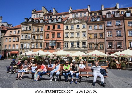 WARSAW, POLAND - MAY 29, 2008: View of Warsaw market square on May 29, 2008 in Warsaw, Poland. The market square is the second largest in Poland and is a UNESCO world heritage.