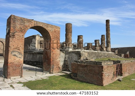 Pompeii, ruins of temple of apollo