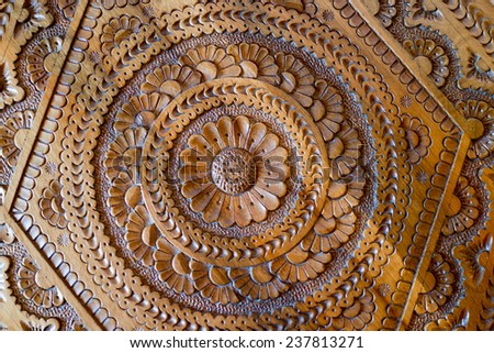 An artistic carved pattern in wood of an islamic arabic nature